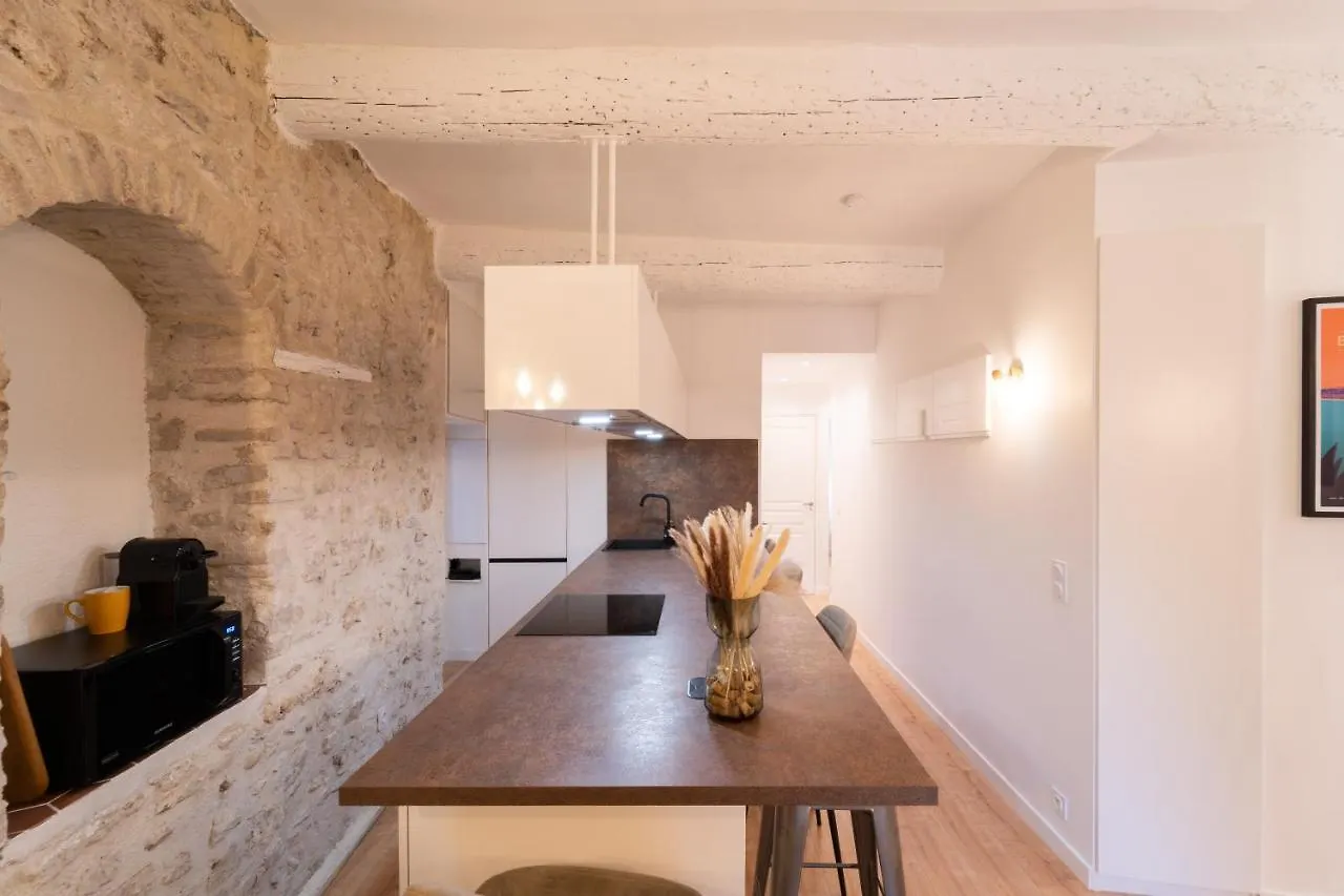 Apartmán Suite Fusion - Charme De L'Ancien Et Confort Moderne - Vieux Nice - 2 Chambres - Wifi - 5 Min Des Plages - 30 Min De Cannes Et Monaco