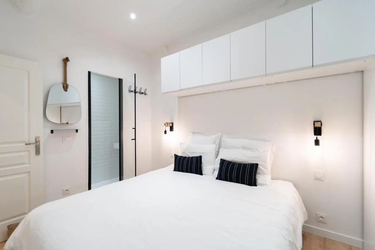 Suite Fusion - Charme De L'Ancien Et Confort Moderne - Vieux Nice - 2 Chambres - Wifi - 5 Min Des Plages - 30 Min De Cannes Et Monaco 0*,